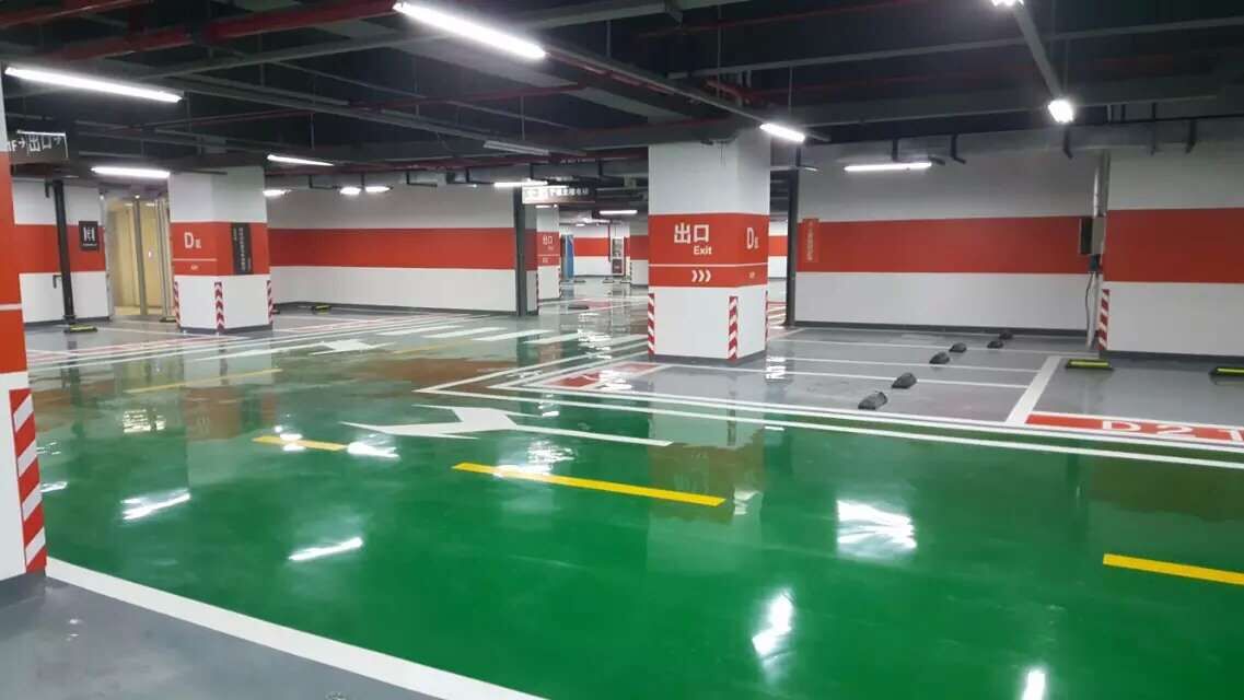 环氧树脂地坪和金刚砂耐磨地坪优点缺点对比 